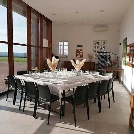 Domaine Des Essarts Bed and Breakfast Lessard-et-le-Chene