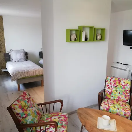 Domaine Des Essarts Bed and Breakfast Lessard-et-le-Chene