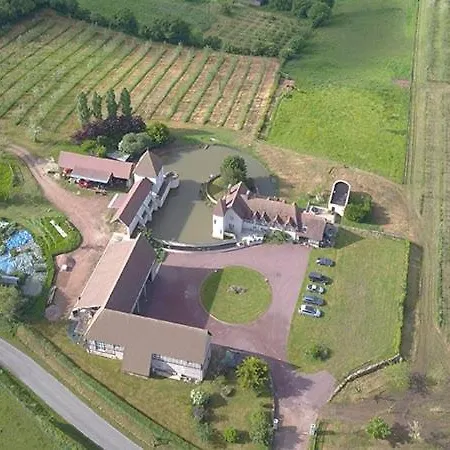 Domaine Des Essarts Bed and Breakfast Lessard-et-le-Chene