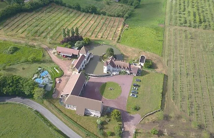 Domaine Des Essarts Bed & Breakfast Lessard-et-le-Chene